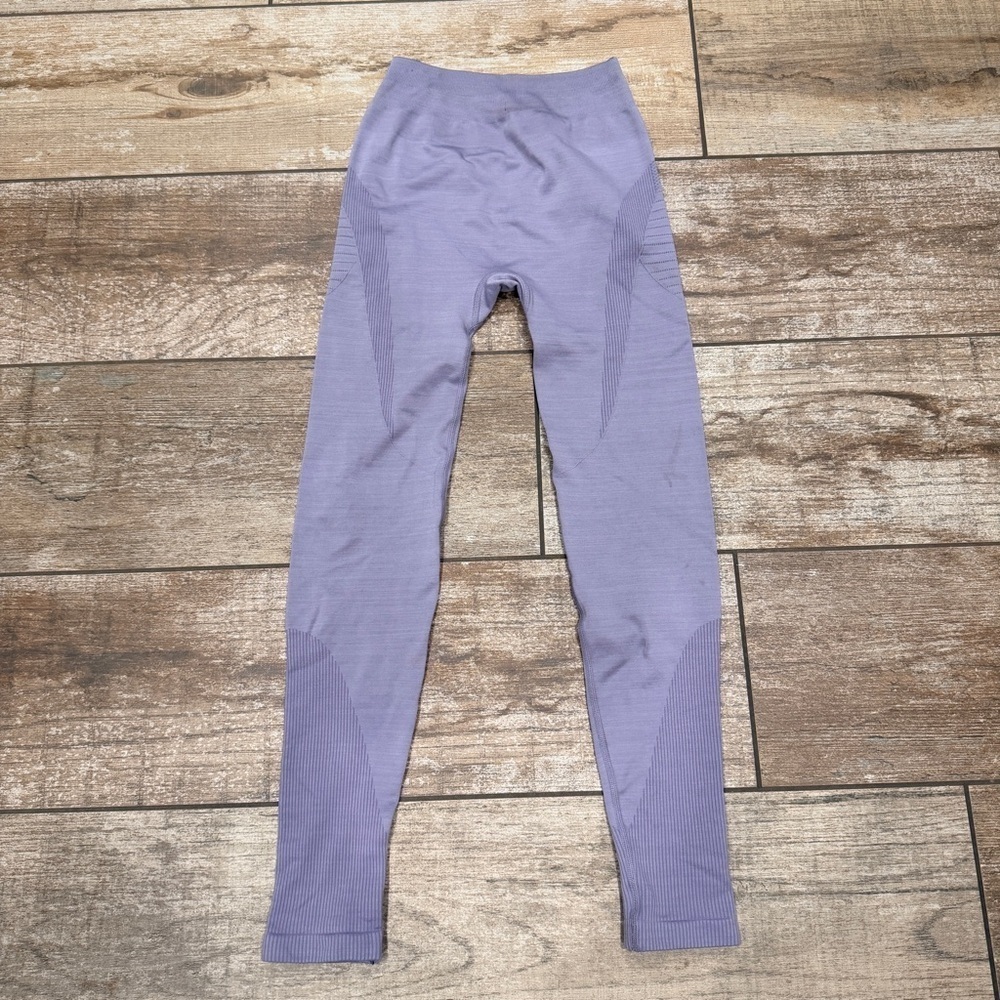 Alphalete | Ozone Lavender Leggings - Picture 2 of 7